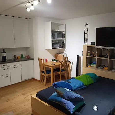 Praettigauerstr. 12 Lejlighed *